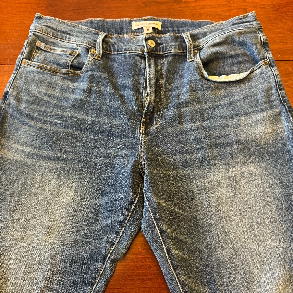 Lucky Brand Men's Jeans- 223 Straight- 36X30